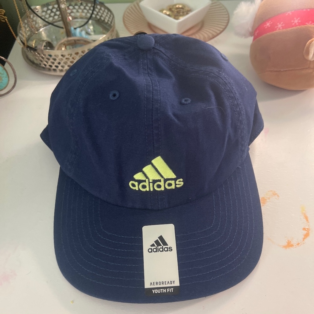 Youth ultimate 2 hat dark blue/ pulse lime green